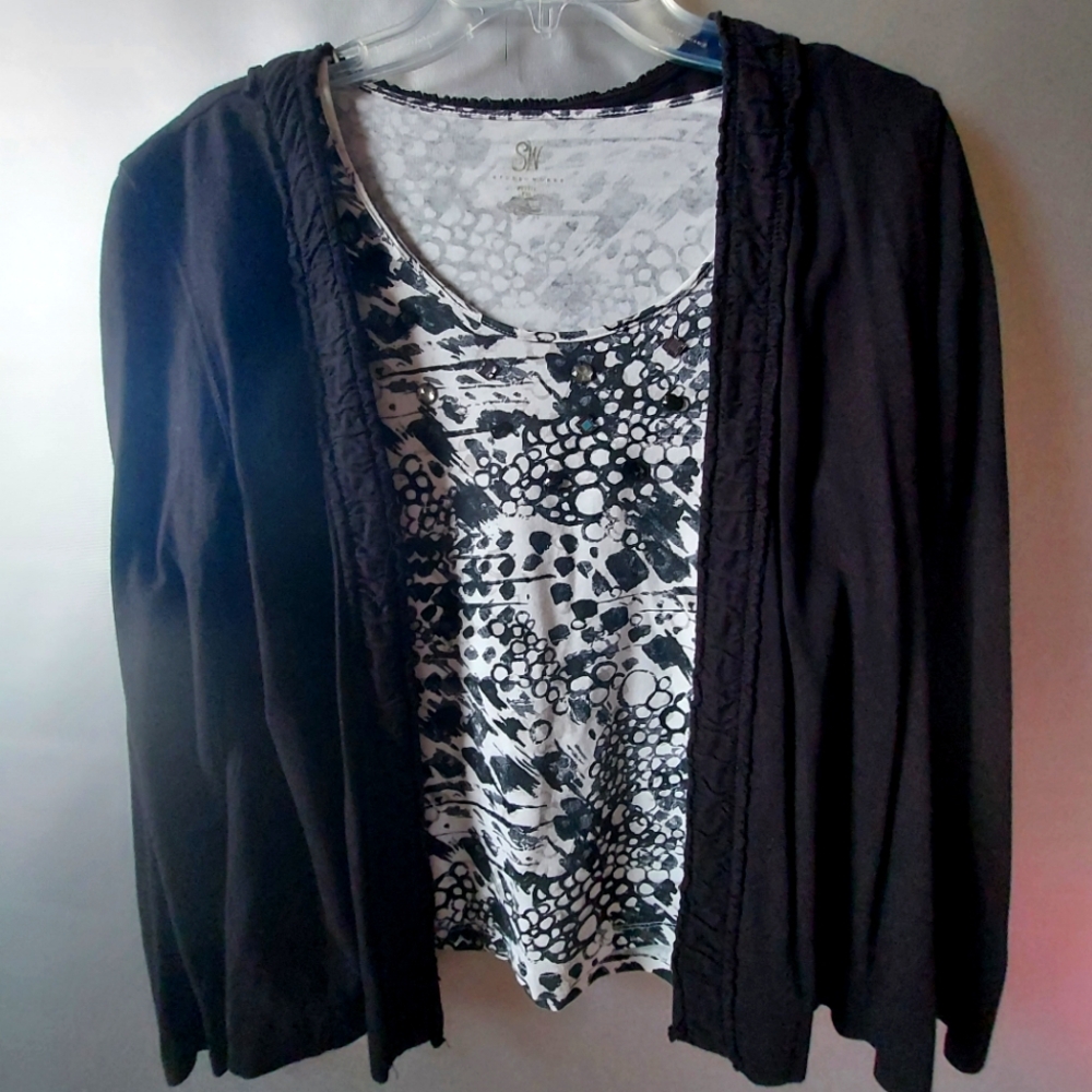 Studio works 2 piece top and sweater.